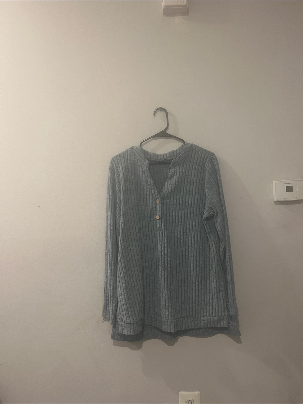 Women’s Ribbed V-Neck Pullover Sweater - Blue